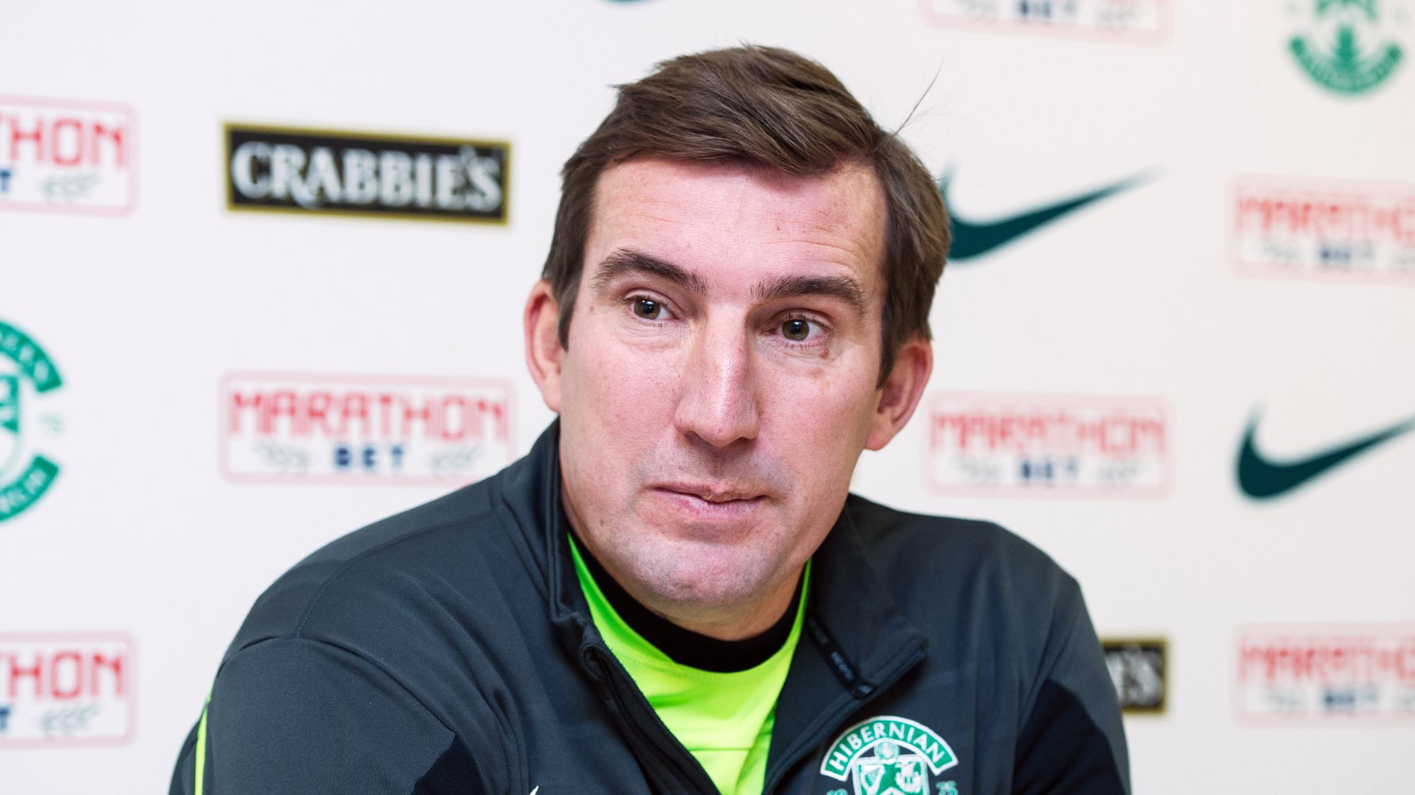 Alan Stubbs remains focused on Hibs job amid link with Reading