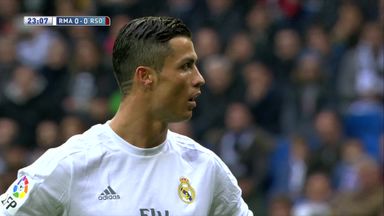 Ronaldo misses penalty!