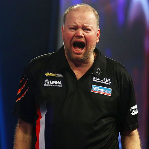 Barney beats Bunting in classic