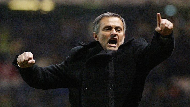 Mourinho celebrates knocking Manchester United out of the Champions League with Porto in 2004