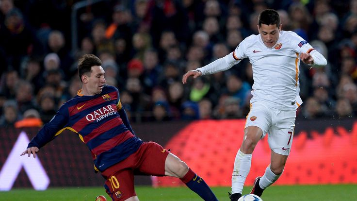 Juan Iturbe (R) has drawn comparisons to Lionel Messi (L) in the past
