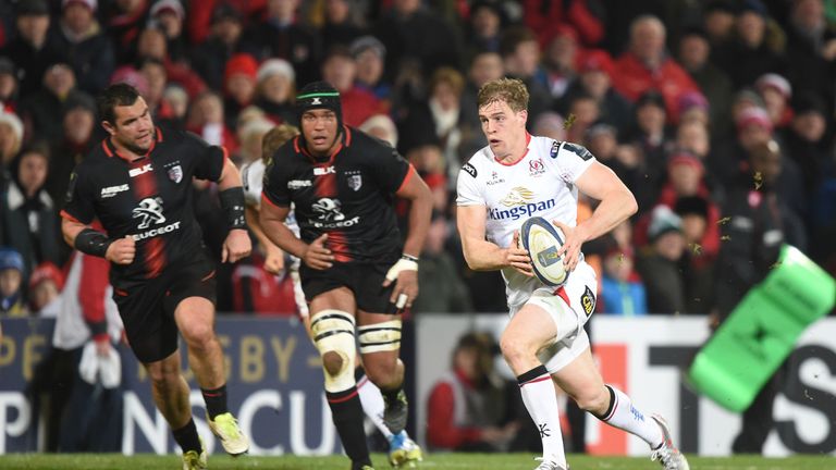 Ulster's Andrew Trimble (right) runs clear  for a try against Toulouse 