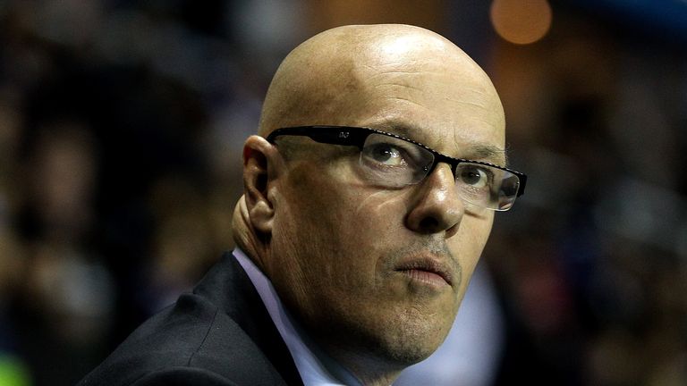 READING, ENGLAND - SEPTEMBER 18: Leeds manager Brian McDermott looks on prior to the Sky Bet Championship match between Reading and Leeds United at Madejsk