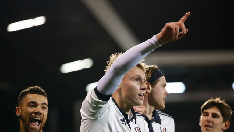 Cauley Woodrow of Fulham celebrates