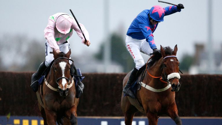 Cue Card (R) Vautour