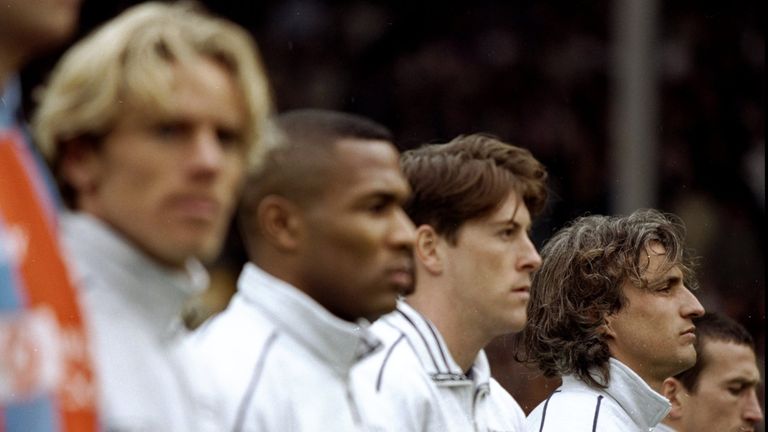 David Ginola lines up for the 1999 League Cup final at Wembley alongside Darren Anderton and Justin Edinburgh