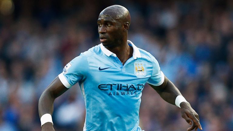 Eliaquim Mangala of Manchester City runs with the ball