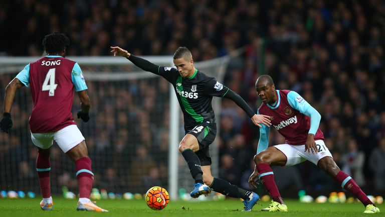 Ibrahim Afellay created an early Stoke chance for Marco van Ginkel at West Ham