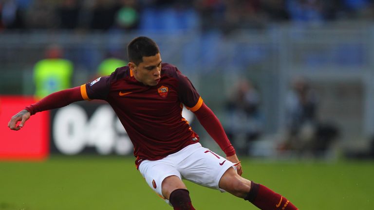 Roma striker Juan Iturbe is set for a loan move to Watford