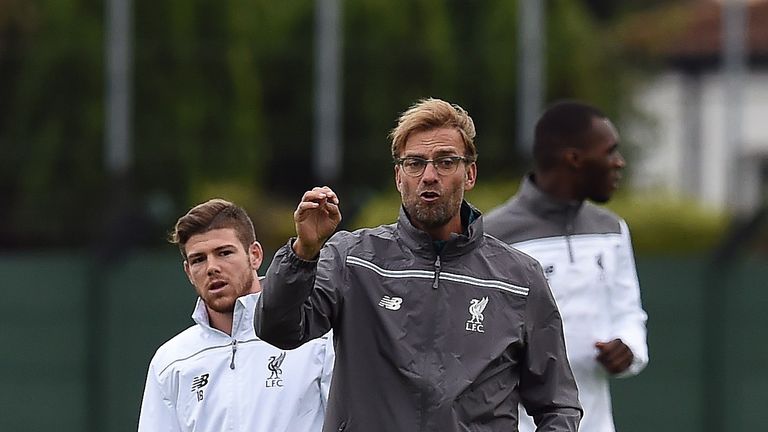 Liverpool manager Jurgen Klopp oversees a training session