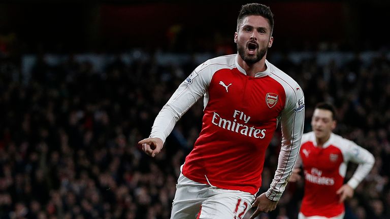 Olivier Giroud celebrates after scoring for Arsenal against Manchester City