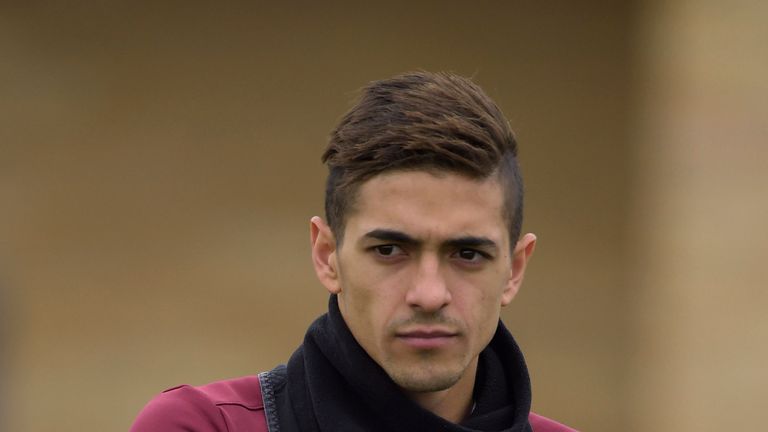 West Ham's Manuel Lanzini suffered a thigh problem in training last week