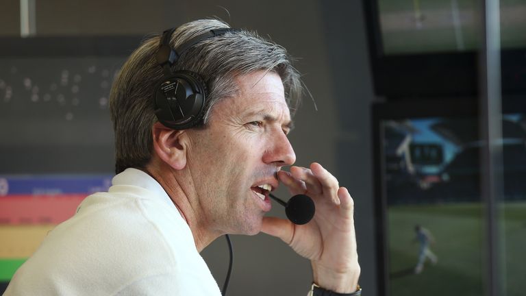 The ICC have admitted television umpire Nigel Llong got a crucial decision wrong during the third Test match between Australia and New Zealand