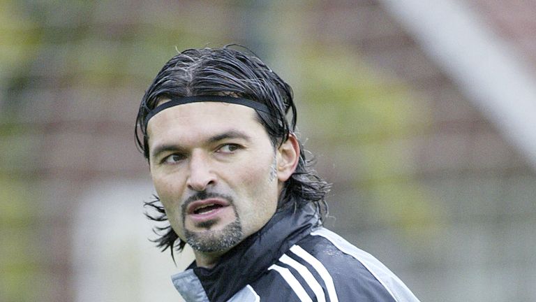 Pavel Srnicek 