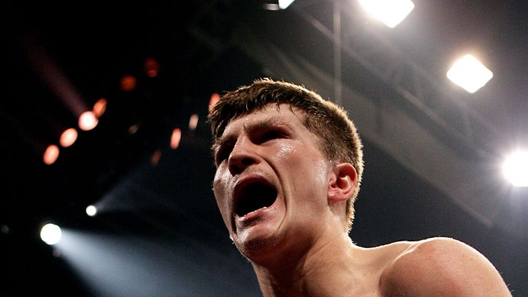 MANCHESTER, ENGLAND - JUNE 4:  Ricky Hatton celebrates beating Kostya Tszyu during the IBF light welterweight title fight at the MEN Arena on June 4, 2005 