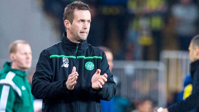 Ronny Deilla applauds his Celtic players after the 1-1 draw with Fenerbahce