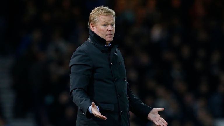 Southampton's Dutch manager Ronald Koeman gestures during the English Premier League football match between West Ham United and Southampton