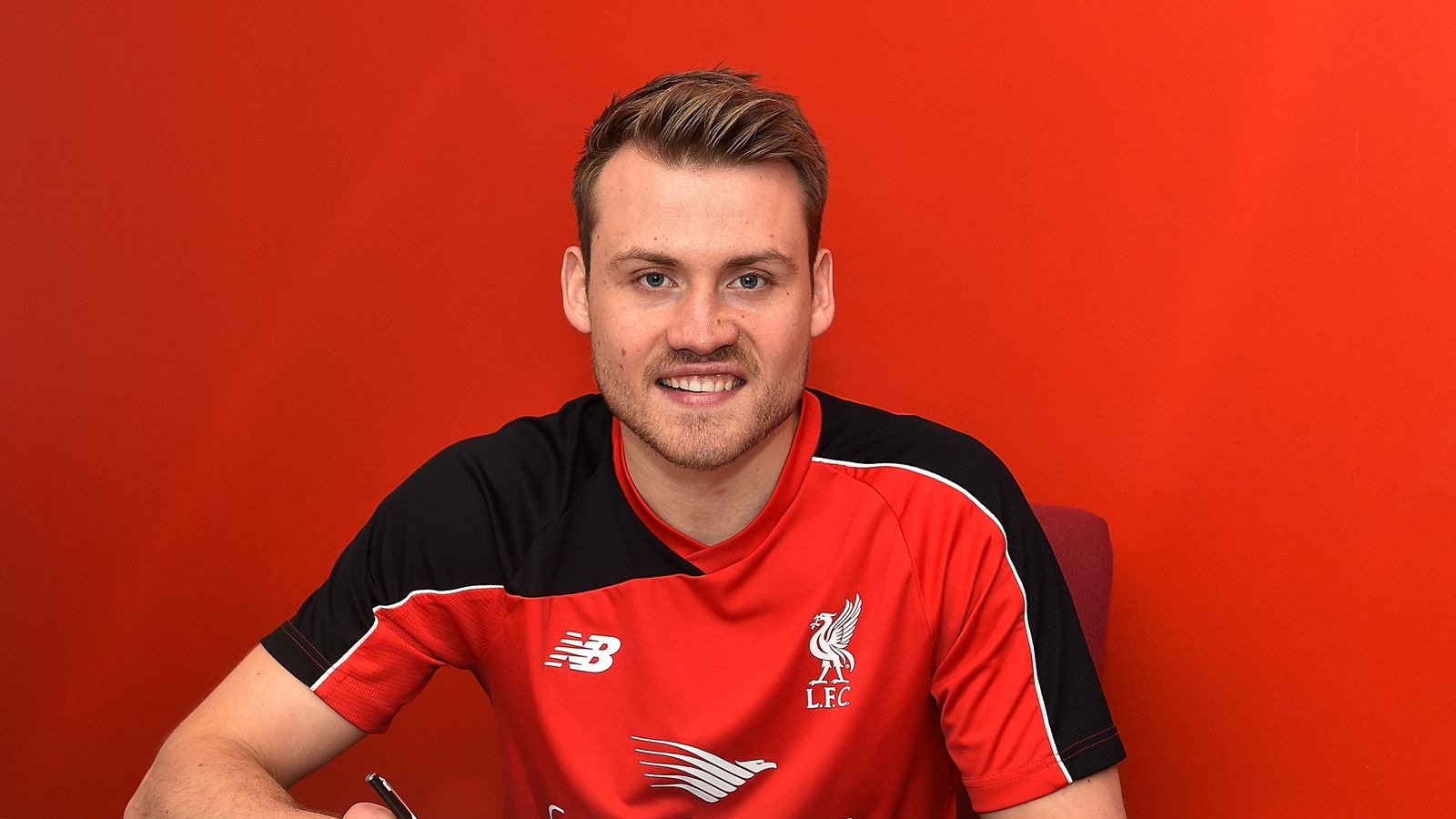 Simon Mignolet will be staying with Liverpool until 2021 | Football ...