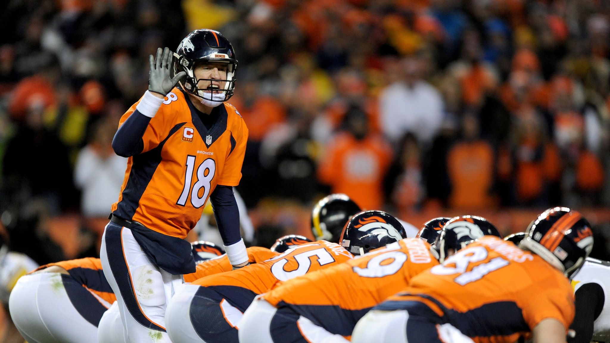 Peyton Manning does enough, defense does the rest as Broncos beat Patriots  to reach Super Bowl - Los Angeles Times