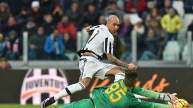 Simone Zaza scores for Juventus