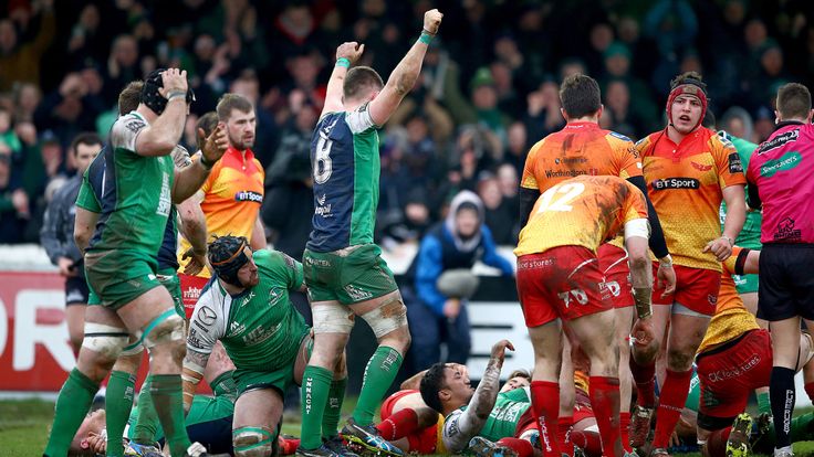 Connacht's Eoghan Masterson celebrates as Denis Buckley scores his sides third try