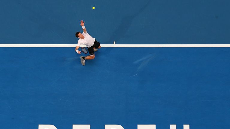 Murray serves against De Schepper