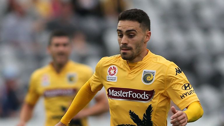 GOSFORD, AUSTRALIA - OCTOBER 31:  Anthony Caceres of the Mariners controls the ball during the round four A-League match between the Central Coast Mariners
