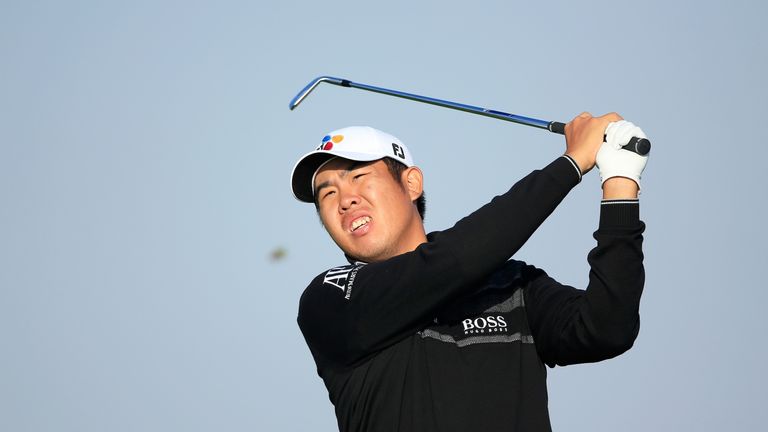 Byeong  Hun An posted back-to-back birdies before play was suspended.
