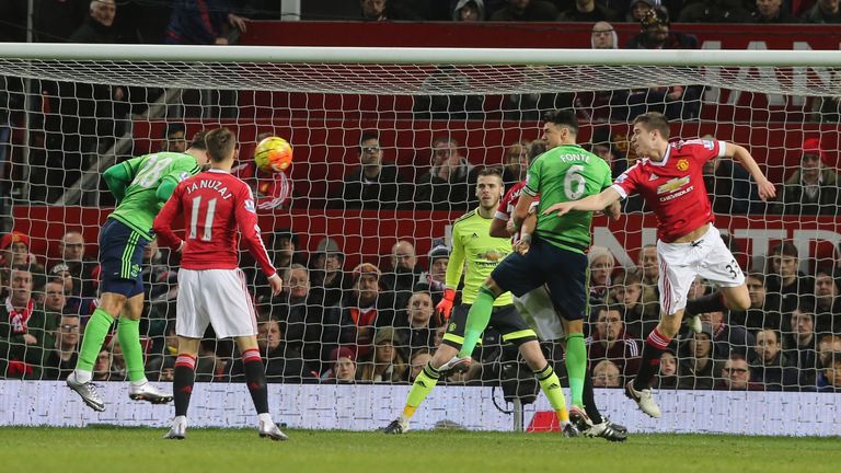  Charlie Austin of Southampton scores their winning goal