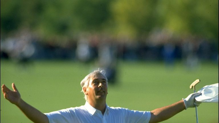 Christy O'Connor Junior celebrates after sealing victory in the 1989 Ryder Cup