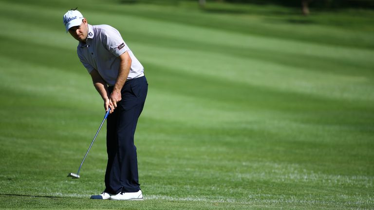 Brooks was unable to pressure on Stone over the closing holes