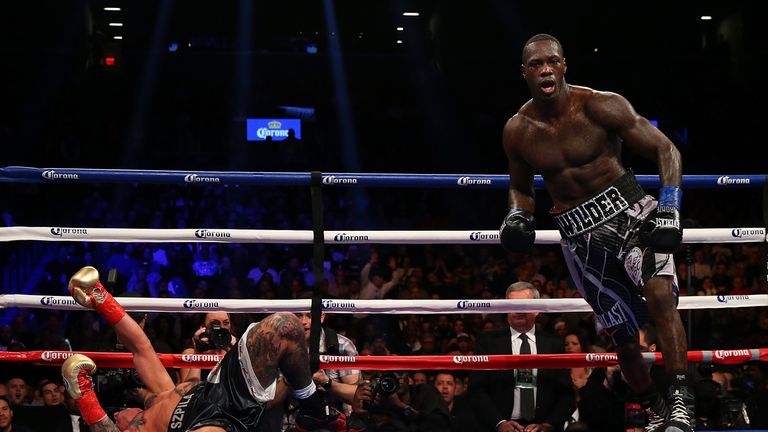 Deontay Wilder knocks out Artur Szpilka in the 9th round