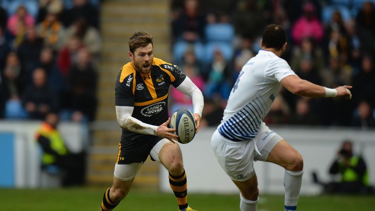Elliot Daly in the centre for Wasps