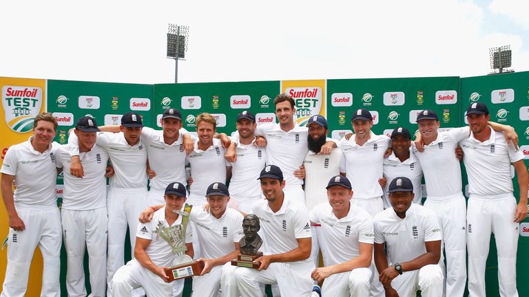 The England team pose with the Basil D'Oliveira trophy after beating South Africa 2-1