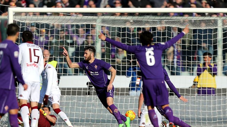 Gonzalo Rodriguez of ACF Fiorentina celebrates after scoring a goal during the Serie A match between ACF Fiorentina and Torin