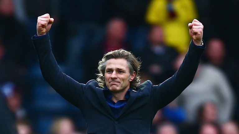 HIGH WYCOMBE, ENGLAND - JANUARY 09:  Gareth Ainsworth, manager of Wycombe Wanderers applauds the crowd after his team's 1-1 draw in the Emirates FA Cup Thi