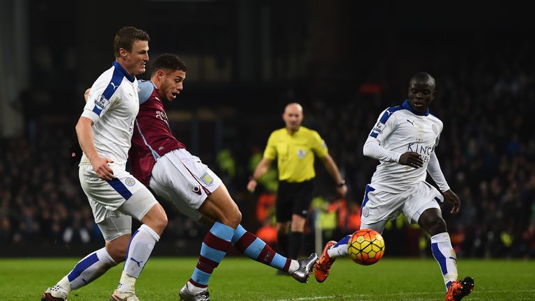 BIRMINGHAM, ENGLAND - JANUARY 16:  Rudy Gestede of Aston Villa scores the equalising during the Barclays Premier League match between Aston Villa and Leice