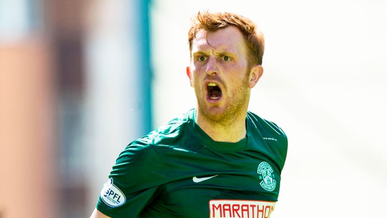 Liam Craig spent last season at Hibernian before being released in the summer.
