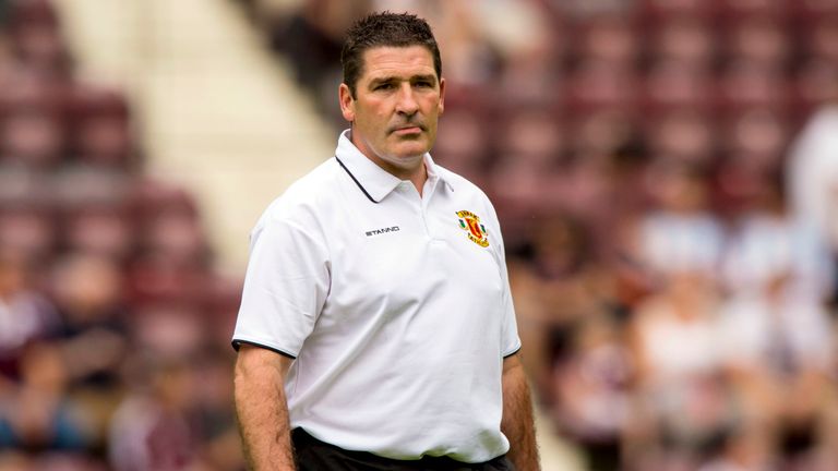 26/07/14 PETROFAC TRAINING CUP 1ST RND.HEARTS V ANNAN .Annan manager Jim Chapman