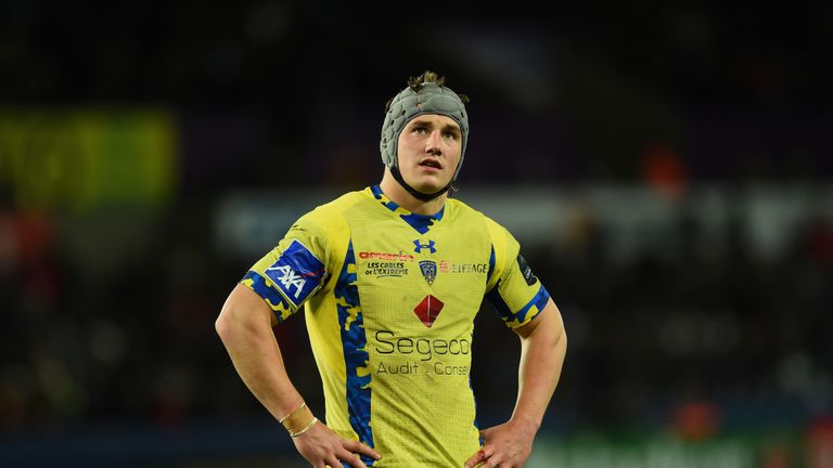 Jonathan Davies looks on during Clermont's fifth-round loss to Ospreys in the Champions Cup