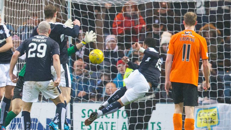 Kane Hemmings scores Dundee's first goal against Dundee United