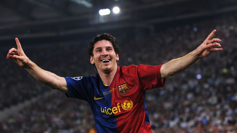 ROME - MAY 27:  Lionel Messi of Barcelona celebrates scoring the second goal during the 2009 UEFA Champions League Final against Manchester United