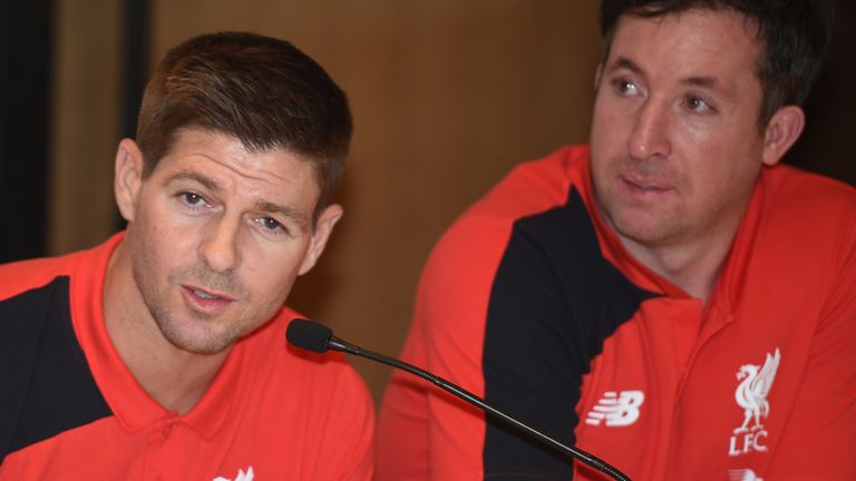 Liverpool Legends Steven Gerrard and Robbie Fowler