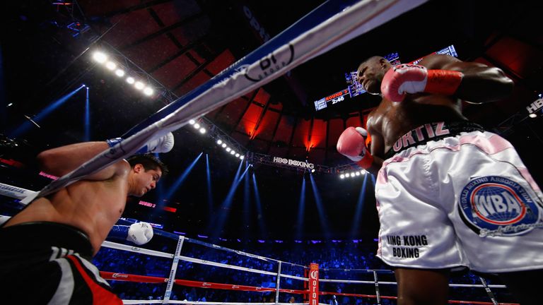 Luis Ortiz knocks out  Matias Ariel Vidondo