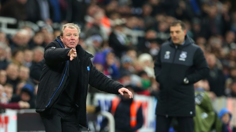 Steve McLaren Newcastle United manager reacts during the Barclays Premier League match between Newcastle United and West 