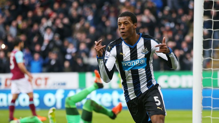 Georginio Wijnaldum of Newcastle United celebrates scoring his team's second goal