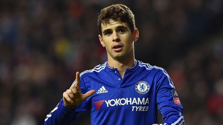 Chelsea midfielder Oscar celebrates 