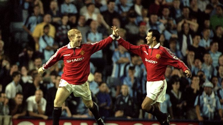 25 Aug 1999:  Paul Scholes and Ryan Giggs of Manchester United celebrate the first goal during the match between Coventry City and Manchester United in the