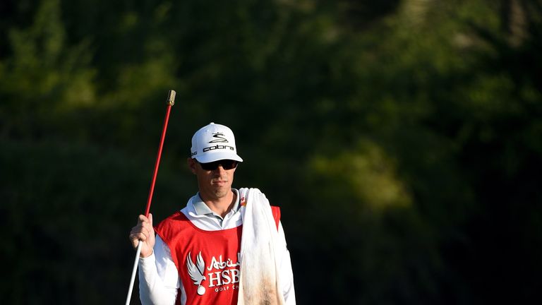 ABU DHABI, UNITED ARAB EMIRATES - JANUARY 24:  Rickie Fowler of the United States on the 15th green during the continuation of the third round of the Abu D