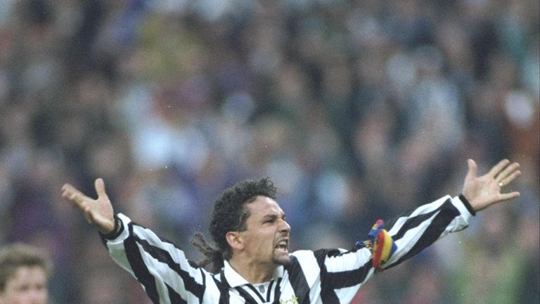 Apr 1995:  Roberto Baggio of Juventus FC holds his arms aloft in celebration during the UEFA Cup semi-final against Borussia Dortmund at the Delle Alpi Sta